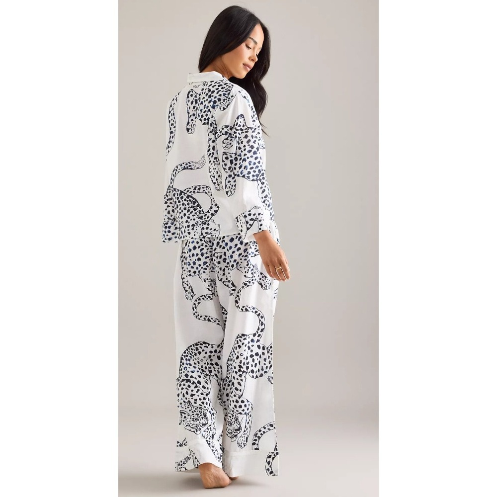 Desmond & Dempsey Jaguar Boxy Shirt & Wide-Leg Trousers Pyjama Set - Picture 8 of 8